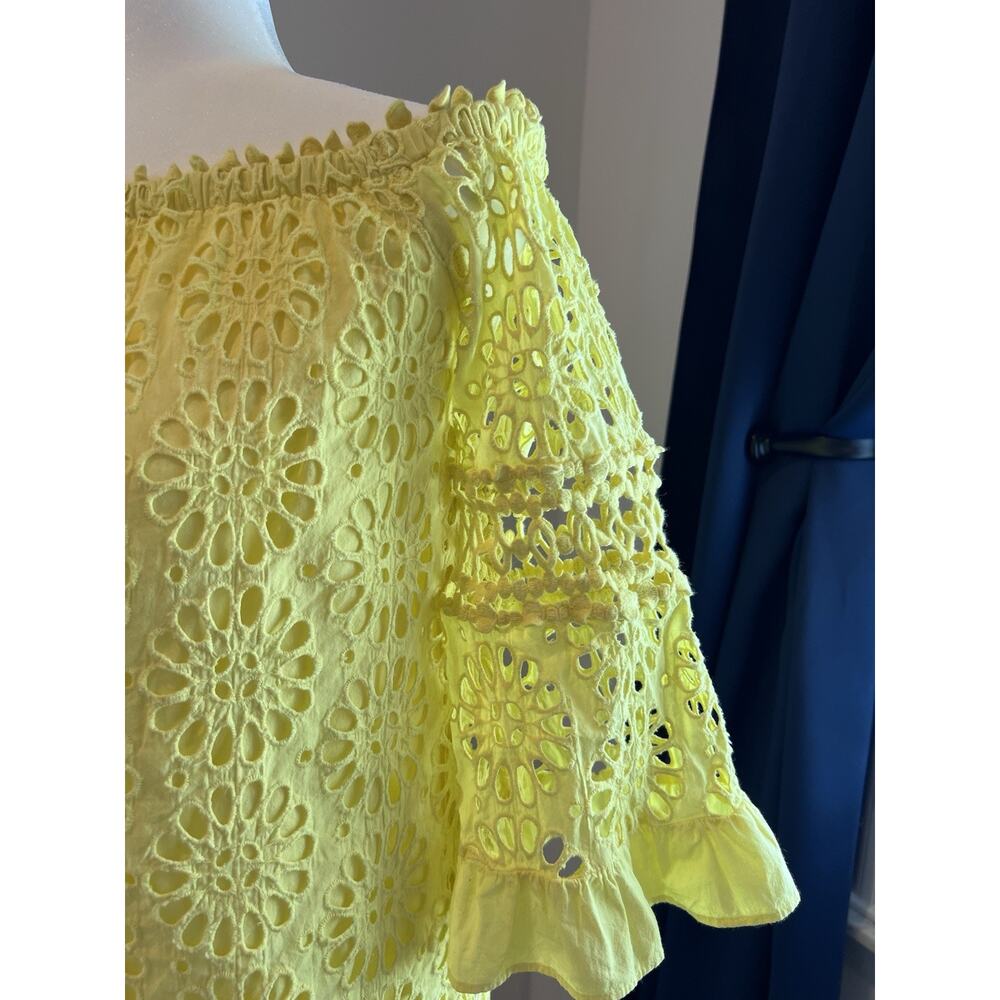 LILLY PULITZER Laurenne -off the shoulder -XS-Yellow-Pinwheel Eyelet-3/4 Sleeve - Picture 2 of 11